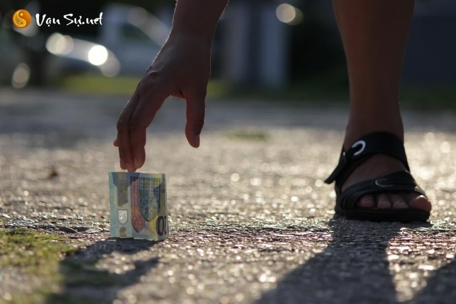 nhat-duoc-tien-la-may-hay-rui-bat-mi-con-so-may-man-8